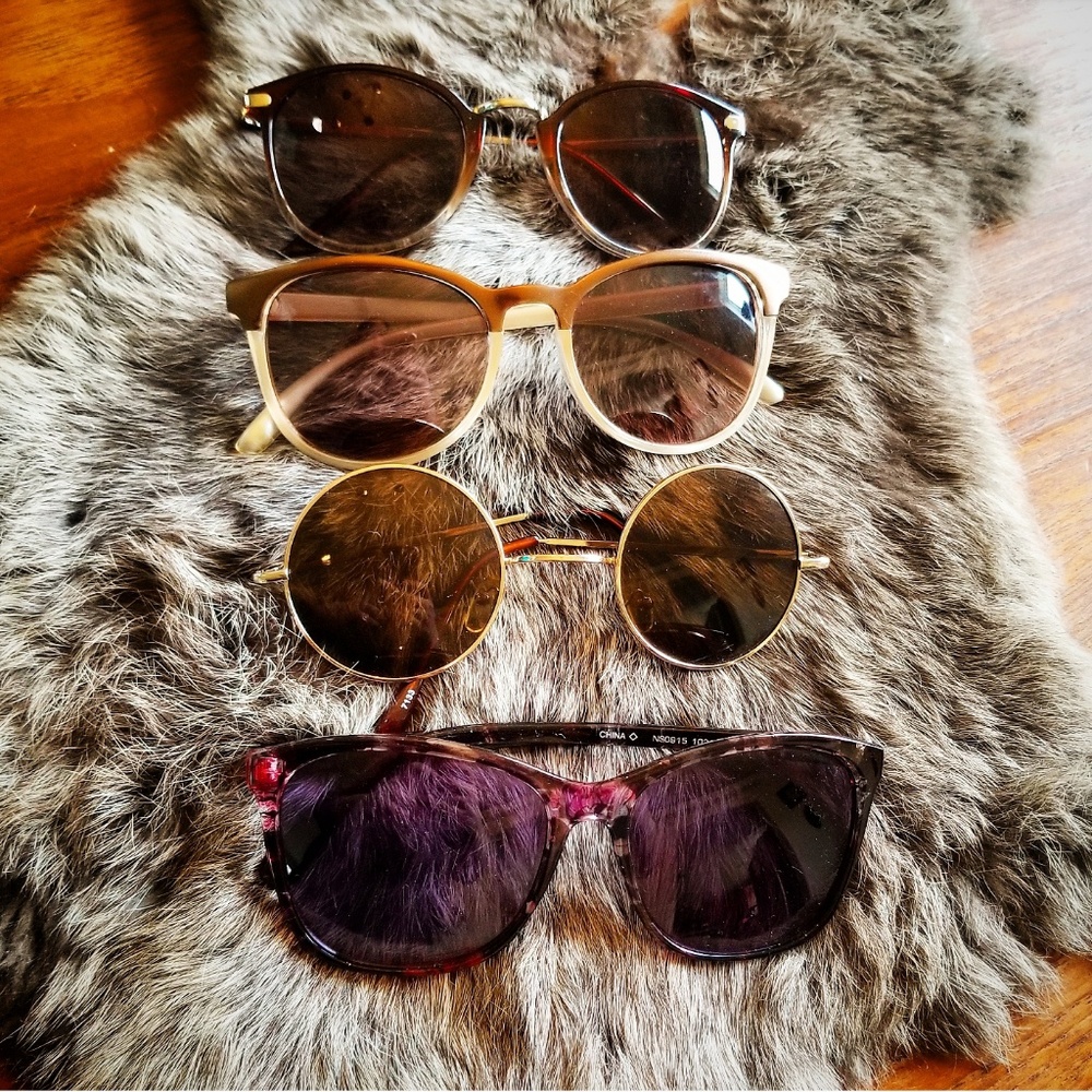 4 Pairs of Sunglasses